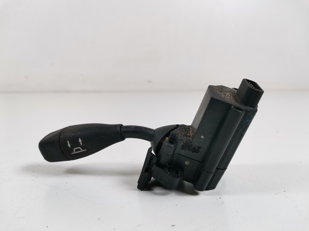 Used Mercedes Benz SClass Steering wheel adjustment switch A0005453022