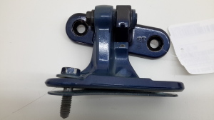 Front door top hinge - A2467201237
