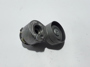 RENAULT Megane II (2002–2009) Lichtmaschinen Riemenspanner 8200840823