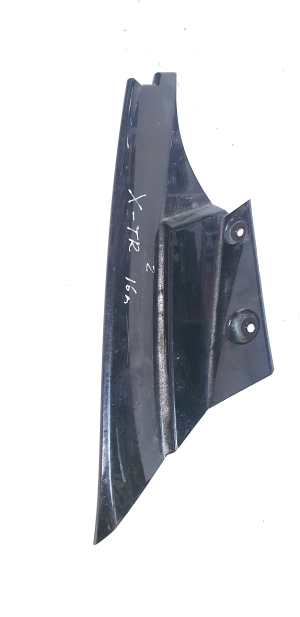 NISSAN X-Trail T32 (2013–2021) Tagumise nurgatule viimistlus 960334CE0A - 2
