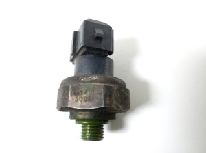 Mercedes Benz S-Class 220 (1998–2005) A/C condenser sensor A1408300072 - 2