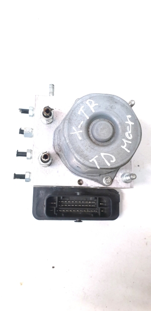 NISSAN X-Trail T32 (2013–2021) ABS Steuergerät 476604CC1A - 3