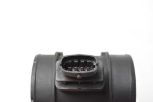 Opel Astra H (2004–2010) Luftmassenmesser 55350048 - 2