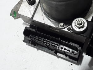 RENAULT Clio III (2005–2012) ABS Steuergerät 8200890129 - 4
