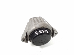 BMW 1 SERIES E82 (2007–2013) Engine mount 6768800 - 2