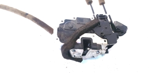 NISSAN X-Trail T32 (2013–2021) Rear side door lock F1814520 - 2