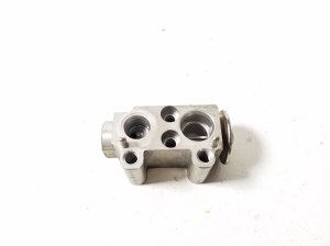 BMW 1 SERIES E82 (2007–2013) Konditsioneeri vooliku ventiil 9226078 - 2