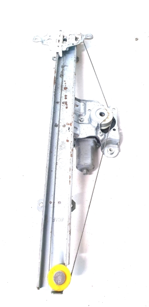 Front door window regulator and its parts - 