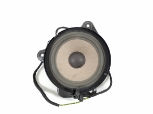   Rear side door speaker 