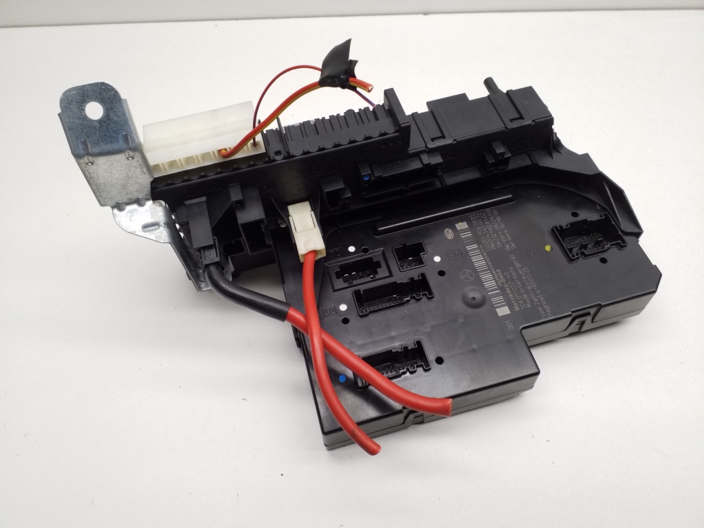 MERCEDES-BENZ C-Class W204/S204/C204 (2004-2015) Fuse box a2049060805 21850589