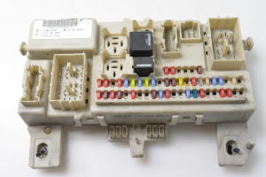 Interior fuse box - 4M5T14A073BG