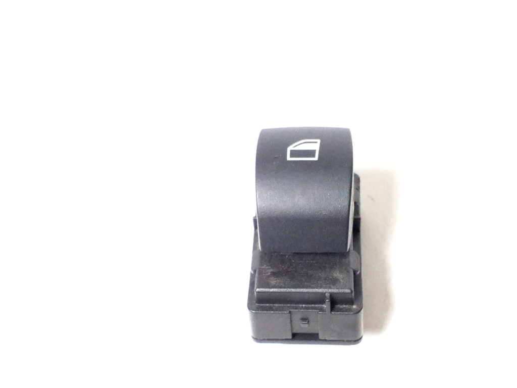 BMW 1 Series E81/E82/E87/E88 (2004-2013) Rear Right Door Window Control Switch 6935534 21924065