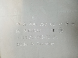 Mercedes Benz Sprinter /906/ (2006–2018) Front door panel A9067270071 - 3