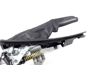 BMW 1 SERIES E82 (2007–2013) Käsipiduri hoob 6782750 - 3