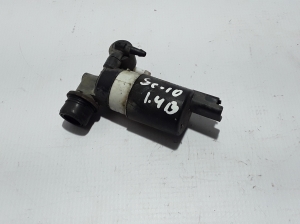 RENAULT Scenic (2009–2015) Front windshield washer pump 8200031805 - 3