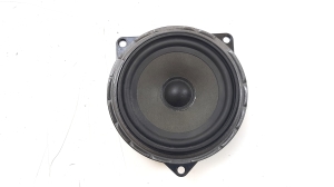   Rear side door speaker 