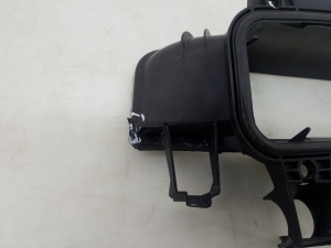Mercedes Benz CLS-Class 219 (2004–2010) Innenraumluftfiltergehäuse A2118300044 - 4