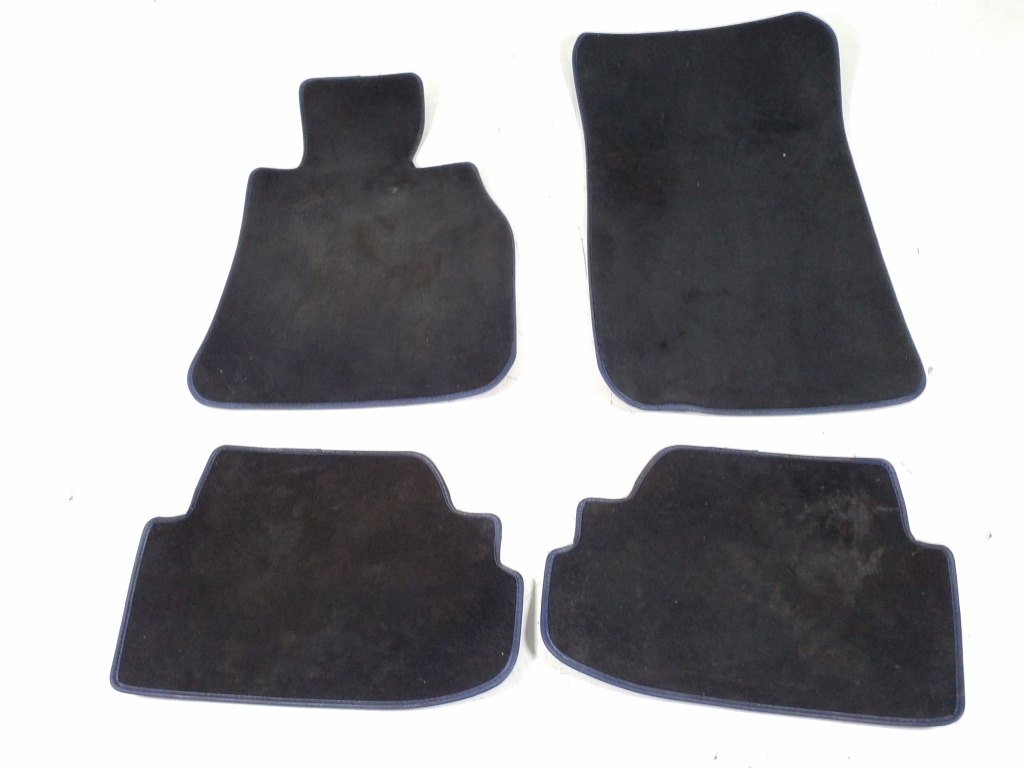 BMW 1 Series E81/E82/E87/E88 (2004-2013) Floor Mat Set 21924018