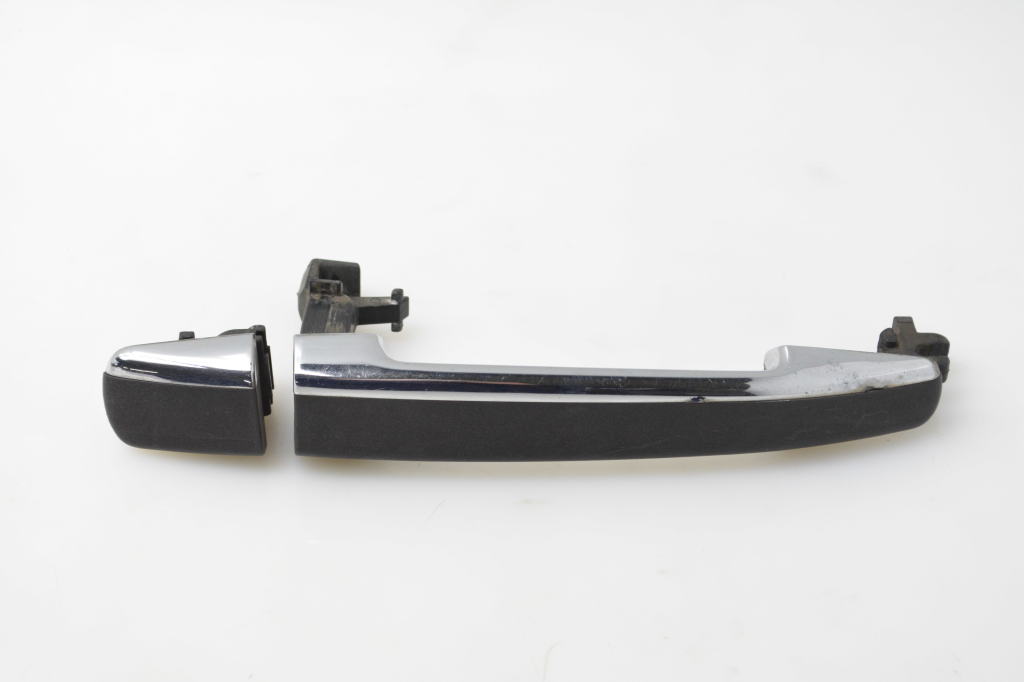 Mercedes Benz E-Class W210 (1995–2002) Rear side door exterior handle Mercedes Benz E-Class W210 (1995–2002) Rear side door exterior handle