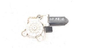 Hinterer Seitentür-Fensterhebermotor - A2118202442