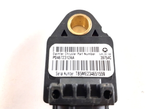 Dodge Caliber (2006–2012) Turvapadja andur P04672312AA - 2