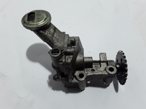 Oil pump - 8200400644