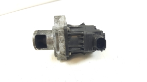  EGR valve 