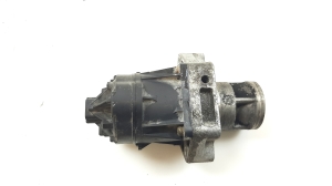  EGR valve 