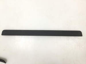 Inner sill trim - GS1D687F0