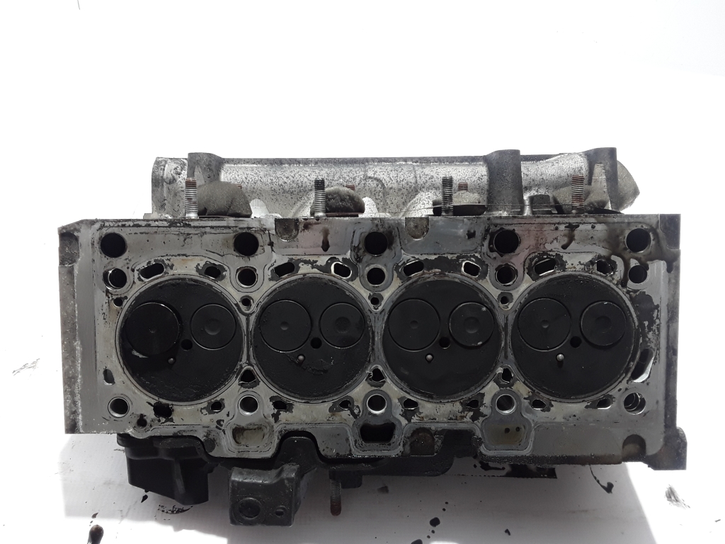 RENAULT Kangoo 1 generation (1998-2009) Engine Cylinder Head 110417781R 22419984