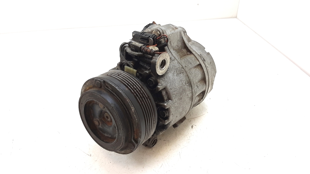 Used BMW X5 Air conditioner compressor 9185142