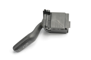 AUDI A4 B7 (2004–2008) Püsikiirusehoidja lüliti 4E0953521 - 3