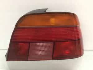 BMW 5 SERIES E39 (1995–2004) Rear corner light 8358032 - 2