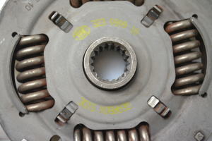  Clutch plate 