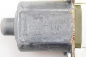 BMW Z4 E89 (2009–2016) Hinterer Seitentür-Fensterhebermotor 0130822424 - 3