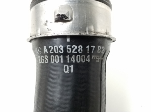 Mercedes Benz C-Class 203 (2000–2007) Ladeluftkühlerschlauch A2035281782 - 3