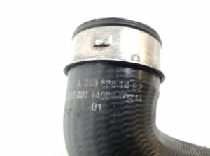 Mercedes Benz C-Class 203 (2000–2007) Vahejahuti voolik A2035281482 - 2