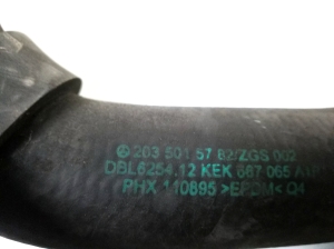 Mercedes Benz C-Class 203 (2000–2007) Jahutusradiaatori voolik A2035015782 - 2