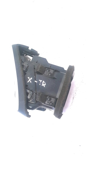 NISSAN X-Trail T32 (2013–2021) Dashboard air vent grilles 687614CE1A - 2