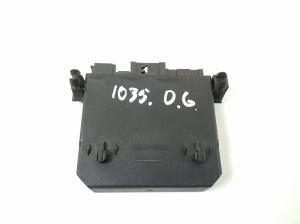 Mercedes Benz C-Class 203 (2000–2007) Rear side door control unit A2038206626 - 2