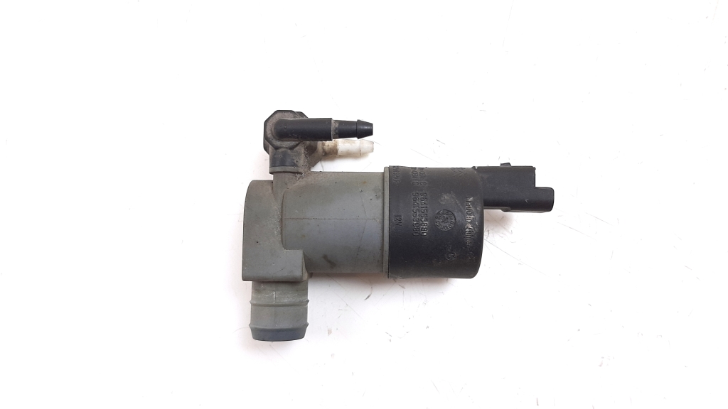 Used NISSAN Qashqai Front window washer motor 9641553880