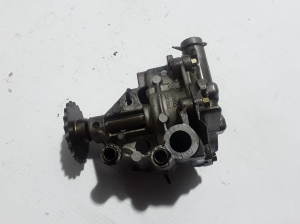 RENAULT Koleos (2007–2016) Ölpumpe 8200345633 - 2