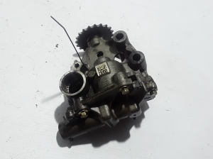 RENAULT Koleos (2007–2016) Ölpumpe 8200345633 - 3