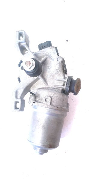 TOYOTA Yaris (2011–2020) Scheibenwischermotor vorne 851100D191 - 2