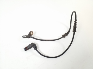   ABS sensor front 