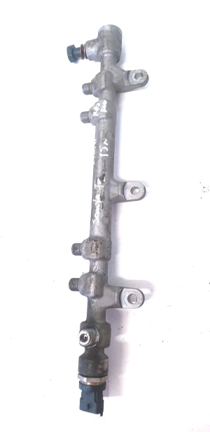 Hyundai Santa Fe (2012–2018) Common Rail Kraftstoffleitung 0445214211 - 2