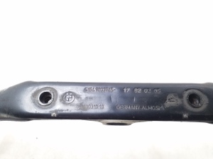 BMW 5 SERIES E60 (2003–2010) Weitere Details des Frontrahmens 7033745 - 2