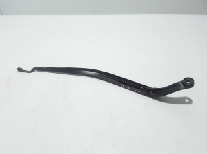  Windshield wiper blade 