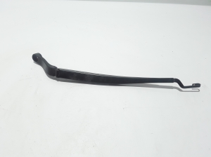  Windshield wiper blade 