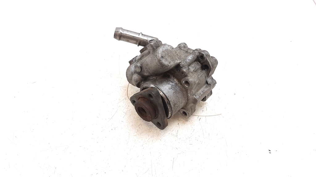 Used BMW 3 SERIES Power steering pump 7692974546